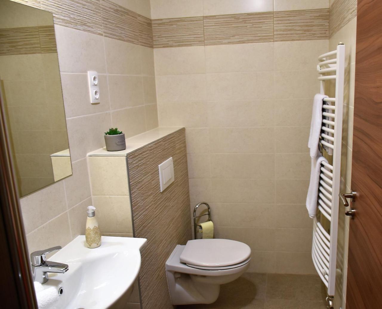 La Mia Casa Vendeghaz Hotell Kaposvár Eksteriør bilde