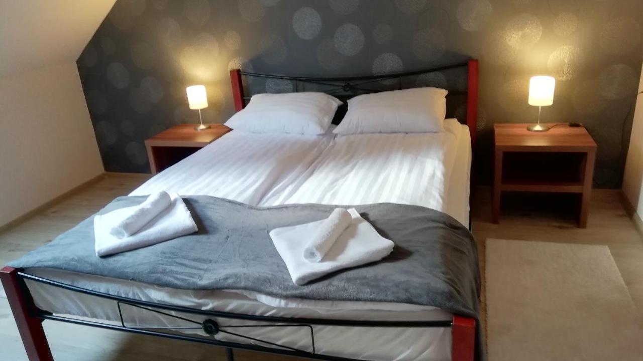 La Mia Casa Vendeghaz Hotell Kaposvár Eksteriør bilde